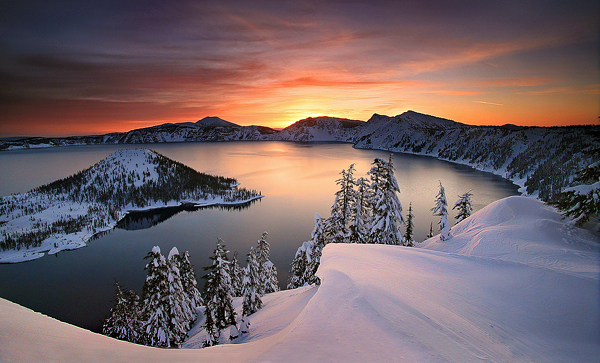 Pics of places that look like places from the films, or are just nice. [2] - Page 34 Crater-lake-21