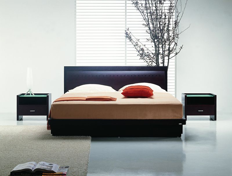   ..  Milano-King-black-modern-platform-bed