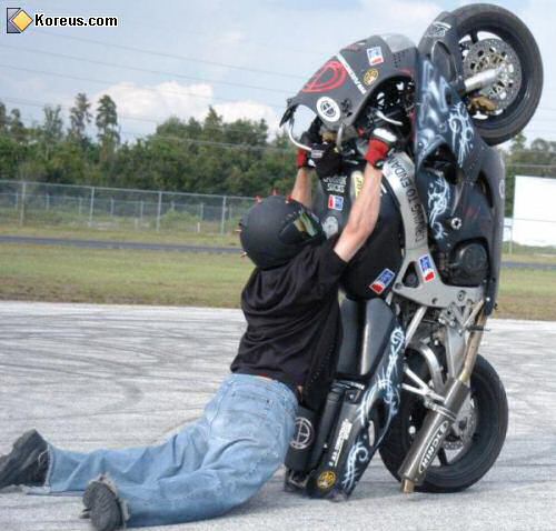 Les Golden Régis est un Con Accident_moto