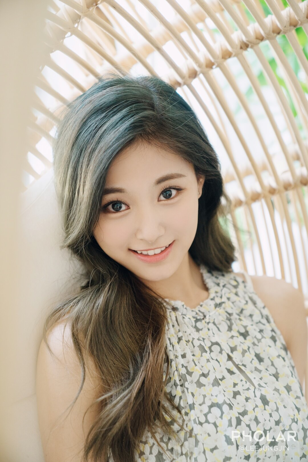 Faceclaim - Page 2 Tzuyu-pholar-34