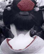 Kratka istorija kozmetike  Geisha-frizura
