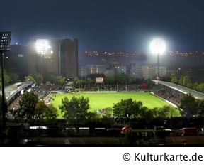 ¿A QUIÉN PERTENECE ESTE ESTADIO? - Página 5 28030Millern2