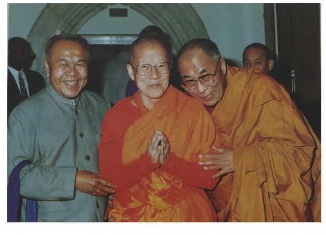 The Engaged Buddhism of Sulak Sivaraksa - from the Kyoto Journal Mahaghosananda-Dalai-Lama-and-Sulak-e1363743438116