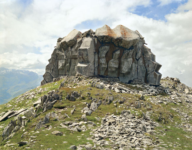 Les bunkers Suisses ! By Laboiteverte.fr Bunker-defense-suisse-06