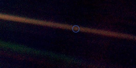 CONQUETE SPATIALE - Page 9 Voyager1palebluedot