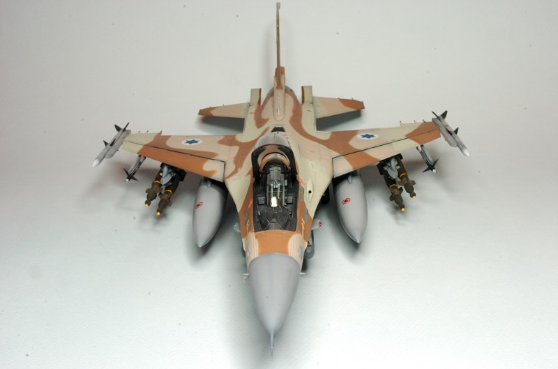 F16C Fighting Falcon block 40 "Barak" [Kinetic] 1/48 - Page 2 DSC_4835