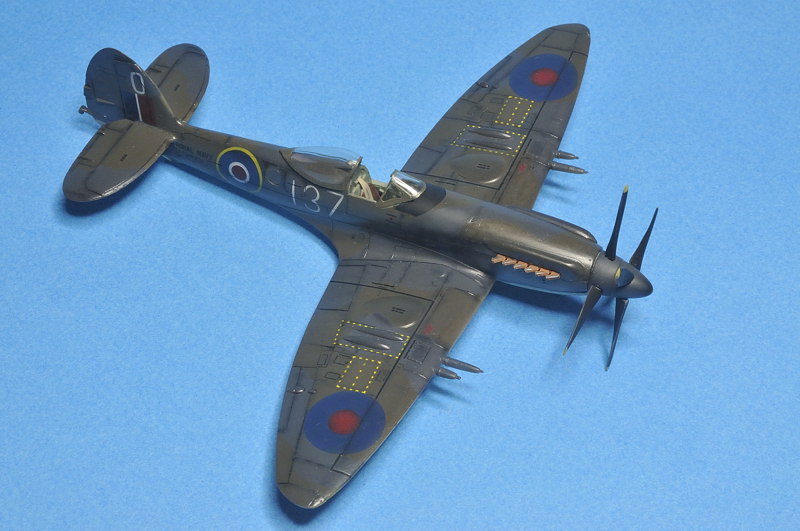 Seafire Mk47 [Special Hobby 1/72] - Page 2 _DSC7733