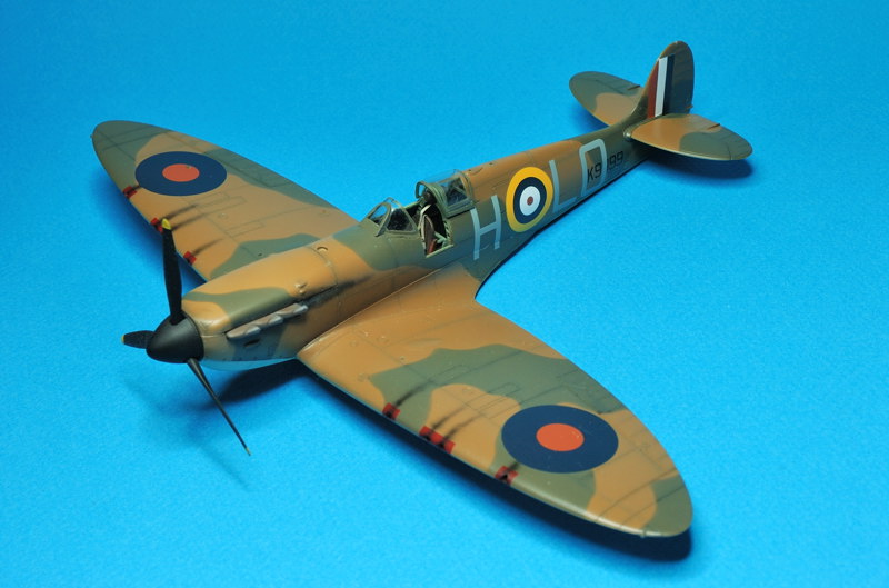 Spitfire MkI [Tamiya] 1/48 - Page 2 DSC_9727