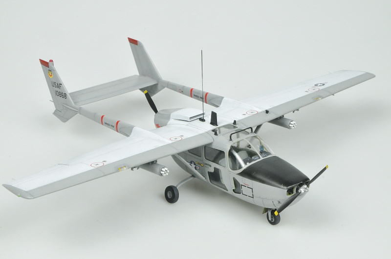 Cessna 0-2 Skymaster [1/48 ICM] _DSC3195