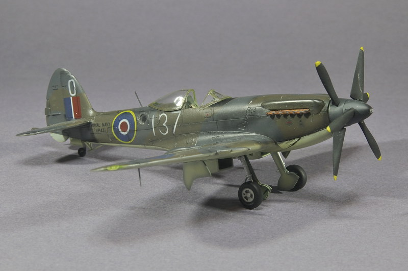 Seafire Mk47 [Special Hobby 1/72] - Page 2 _DSC7792