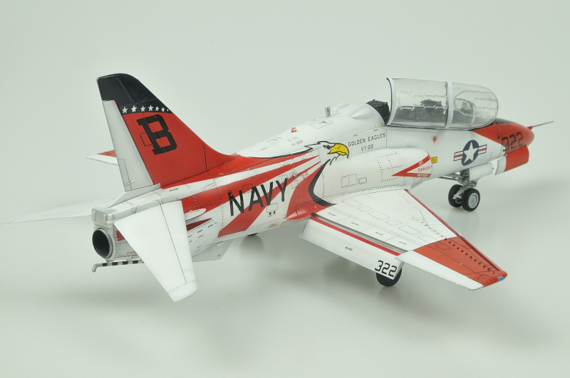 [Vitrine concours "Les avions école"] T-45 Goshawk [1/48 Kinetic] _DSC4716