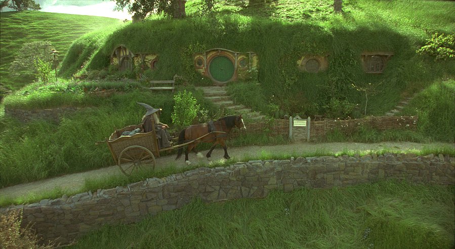 An unexpected journey.. Acabado salvo detalles ;)! - Página 2 Gandalf_hobbiton