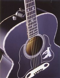 LA GUITARE DES 40 ANS DE CARRIERE DE JOHNNY Cheval_2p