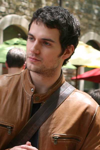 2x01: In the Night of Initiation - Página 8 Henry_cavill