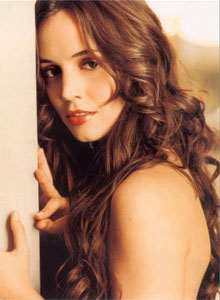 Eliza Dushku thyen krahun Eliza_Dushku