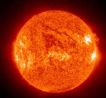 El Sol a punto de cambiar su polaridad 9
