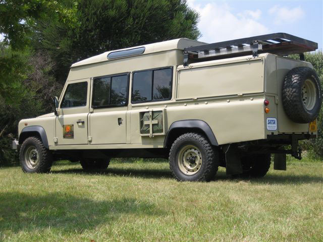 PHOTOS DES LANDS 130 - Page 2 150-Land-Rover-Defender1