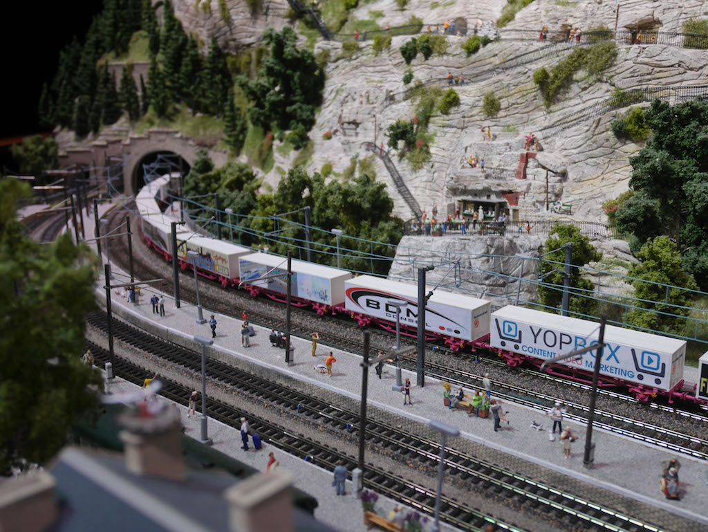 Mini World Lyon - Page 20 2017-09-01_Train_donnateurs_MWL_1