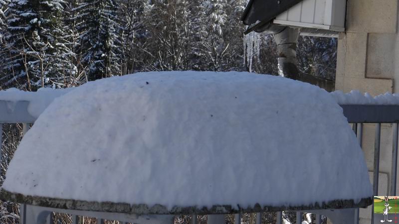 2014-12-31 : Neige, froid et soleil à La Mainmorte et en descendant à St-Claude (39) 2014-12-31_neige_soleil_05