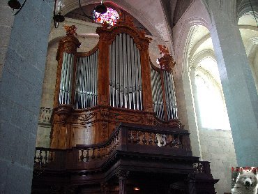 002 - St Claude (39) La cathédrale des Trois Apôtres (St Pierre, St Paul, St André) 0035