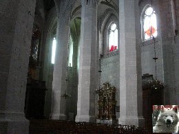 002 - St Claude (39) La cathédrale des Trois Apôtres (St Pierre, St Paul, St André) 0054