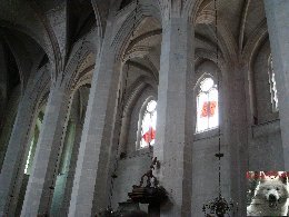 002 - St Claude (39) La cathédrale des Trois Apôtres (St Pierre, St Paul, St André) 0055