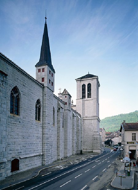 002 - St Claude (39) La cathédrale des Trois Apôtres (St Pierre, St Paul, St André) 0059