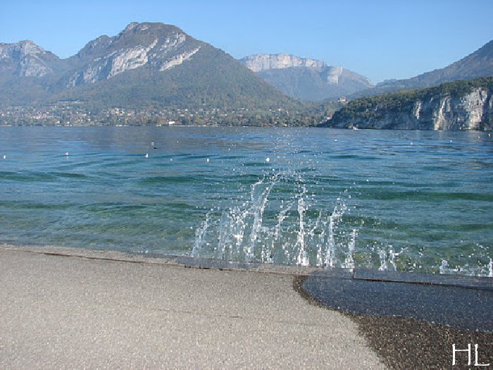 Le lac en partage - Un très inhabituel lac d'Annecy - 24-10-2011 Hl_annecy_016