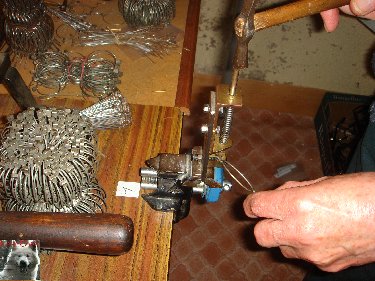 Luneterie de jadis - Longchaumois, de l'Etable à l'Etabli. 0009