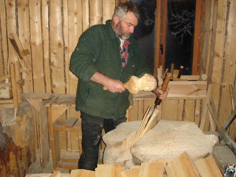 Les Tavaillons dans le Ht-Jura - Les Bouchoux - La Pesse (39 0018