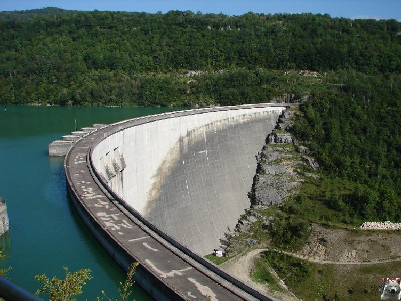 Le barrage et le lac de Vouglans (39) - 27/07 - 12/08/2007 0004