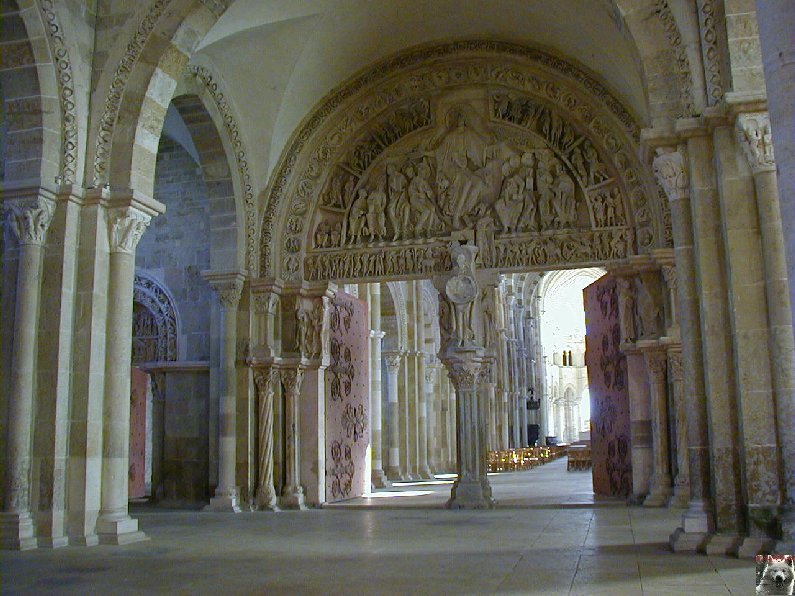 Ste Marie-Madeleine - Vézelay (89) 0004