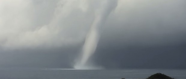 Trombe d’eau dans le sud de l’Italie Trombe-deau-italie-620x264