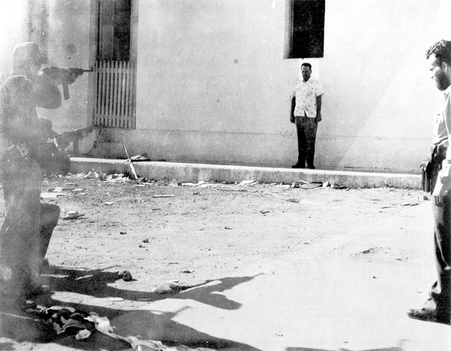 FOTOS DE CUBA ! SOLAMENTES DE ANTES DEL 1958 !!!! - Página 23 Revolutionaries-10