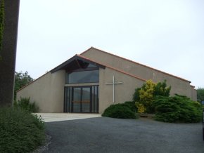 une eglise va devenir un centre commercial Fief_Savin_Eglise_78-ee56c-b65bf