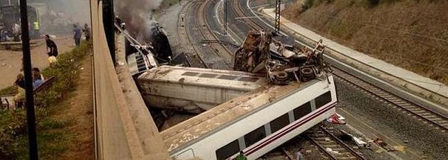 Accidente ferroviario en Santiago Tren-galicia--647x231