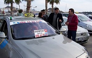 PRESENTAN LA ASOCIACIÓN "RADIO TAXI" (LORCA) 5961032