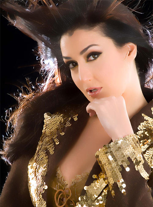 اجدد صور للفنانه غاده عبد الرازق Ghada-big-6