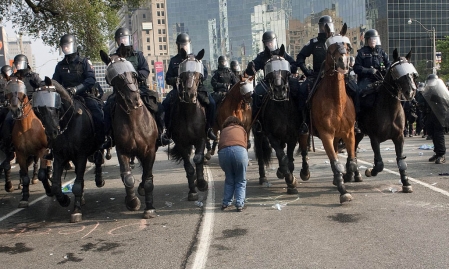 G20 de Toronto : la montagne a accouché d'une souris Manifestation-a-toronto