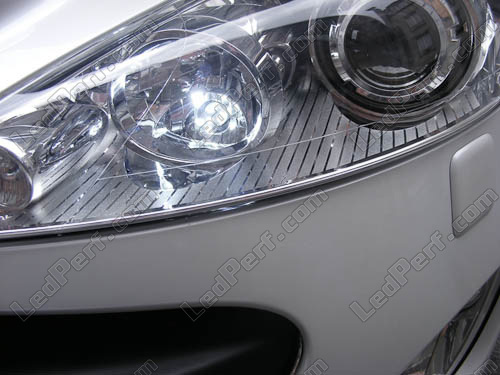 [Reduction 10%] LedPerf.com : Eclairage automobile à leds Pack_blanc_led_xenon_Peugeot_308_veilleuses_tuning_3
