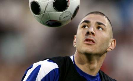   @ Karim Benzema 2008-05-19T053223Z_01_NOOTR_RTRIDSP_2_OFRSP-FOOTBALL-L1-LYON-BENZEMA-20080519