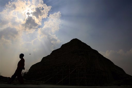 une pyramide de 4300 ans a saqqara Photo_1226426831707-1-0