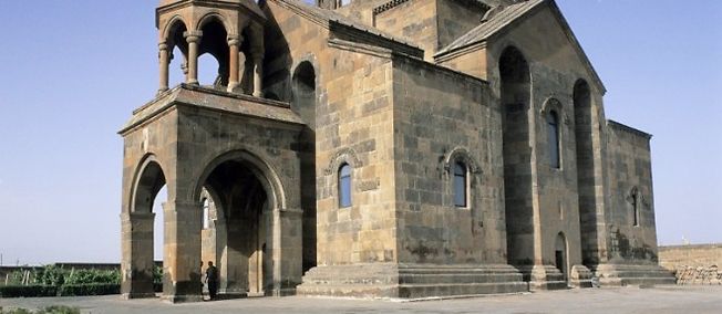 Génocide arménien: l'Église arménienne canonise 1,5 million de victime 3171598-jpg_2825824_652x284