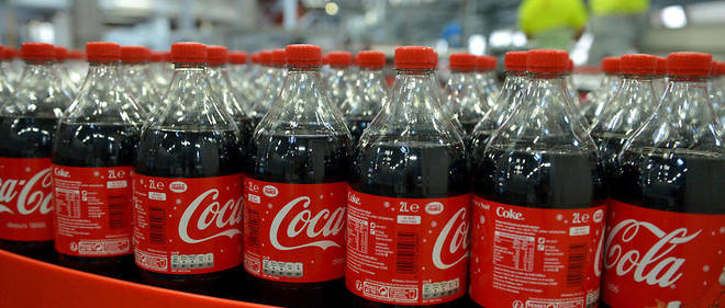 Coca-Cola a adapté son offre. 16785406lpw-16785735-article-cocacola-bouteilles-prix-taille-jpg_5534971_660x281