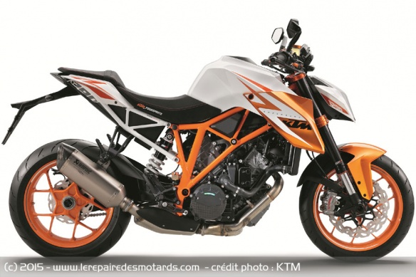 Essais motos chez les concess Ktm-1290-super-duke-r-special-edition-profil