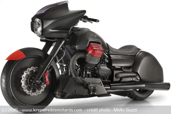 La Moto Guzzi V9 arrive... Moto-guzzi-mgx-21-flying-fortress-prototype-2014