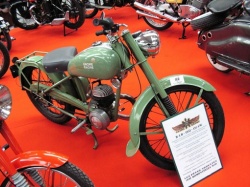 [TOPIC UNIQUE] Histoire des constructeurs motos - Page 4 Gnome-rhone-salon