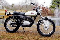 [TOPIC UNIQUE] Histoire des constructeurs motos Histoire-constructeur-yamaha-dt1