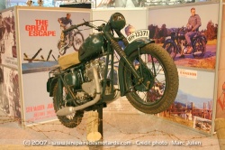 [TOPIC UNIQUE] La Moto a l'Honneur dans les Films - Page 3 La-grande-evasion-triumph