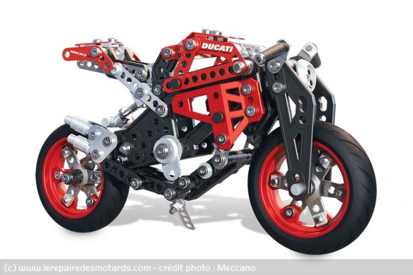 Les motos miniatures Moto-jouets-modelisme-construction-miniature-meccano
